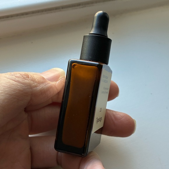 Typology D31 — 9-Ingredient Soothing Serum - Picture 4 of 5
